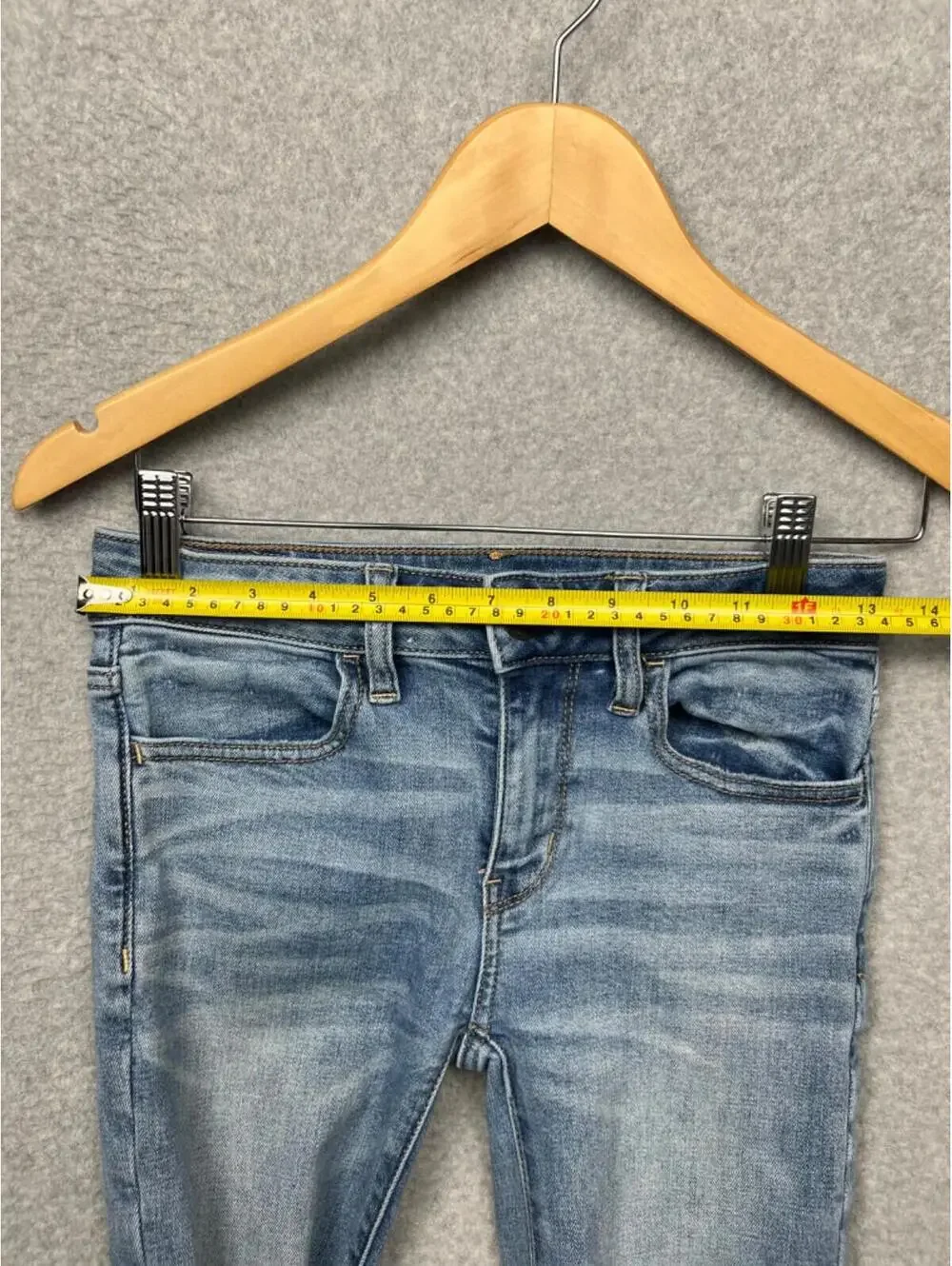 American Eagle High Rise Jegging Denim Jeans Womens Size 00S Distressed